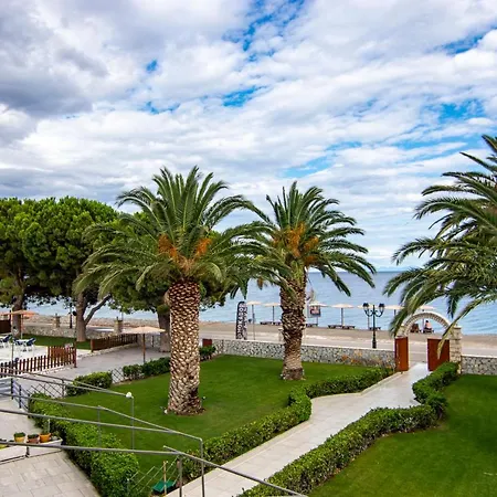 Apartament Nefeli *