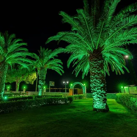 Nefeli Apartament *