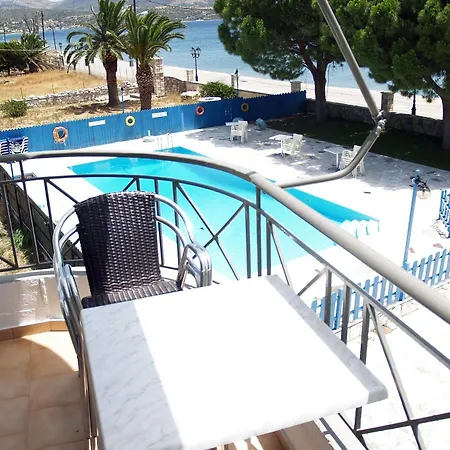 Apartment Nefeli Eratini
